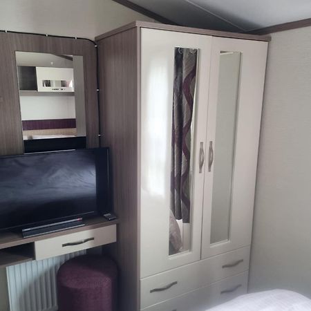 Hotel 8 Berth Deluxe Pg36 Chapel Saint Leonards Esterno foto