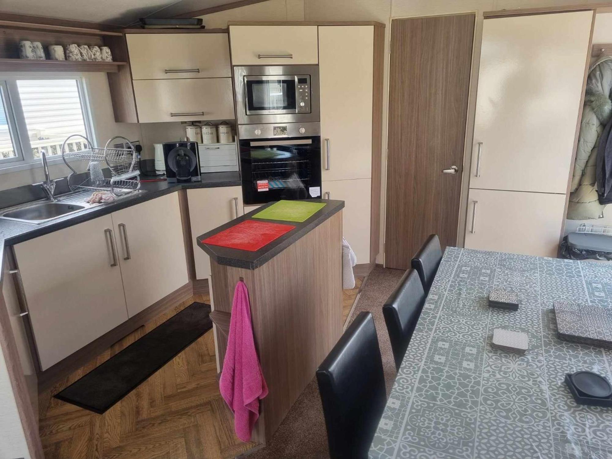 Hotel 8 Berth Deluxe Pg36 Chapel Saint Leonards Esterno foto